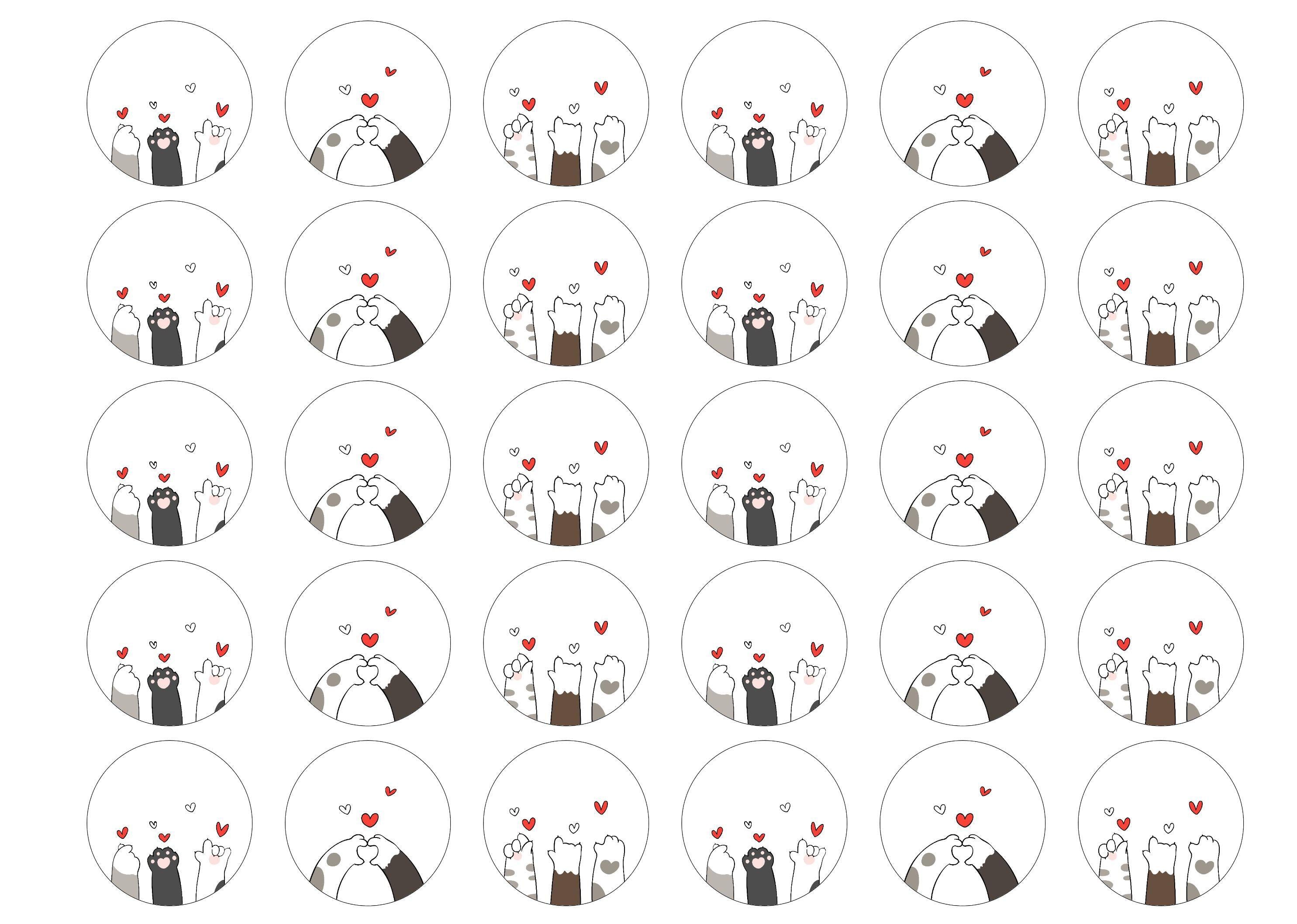 30 edible toppers with vaentines day paws