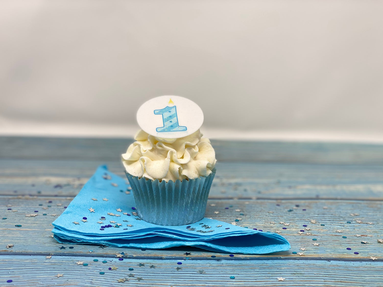 Edible birthday cupcake toppers for a boys 1st birthday party