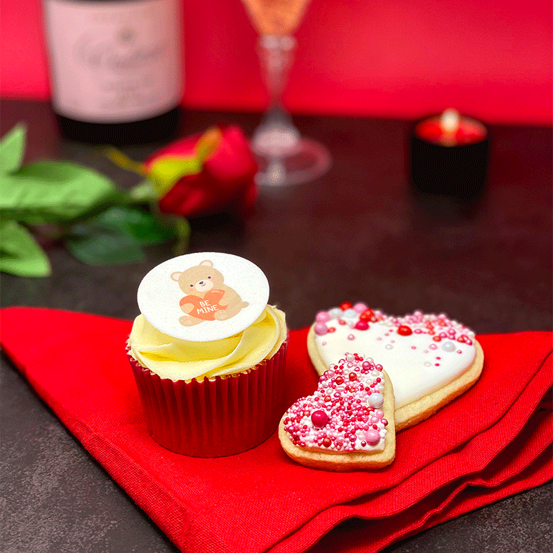 Valentines Day cupcake toppers with valentines iced cookies